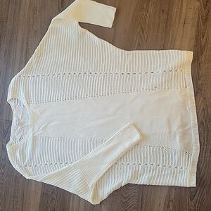 Loveriche cream 35in long sweater size m. Could be worn as a dress or sweater